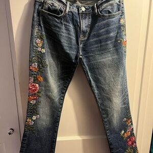 Sundance DRIFTWOOD Blue Jeans with Colorful Floral Embroidery